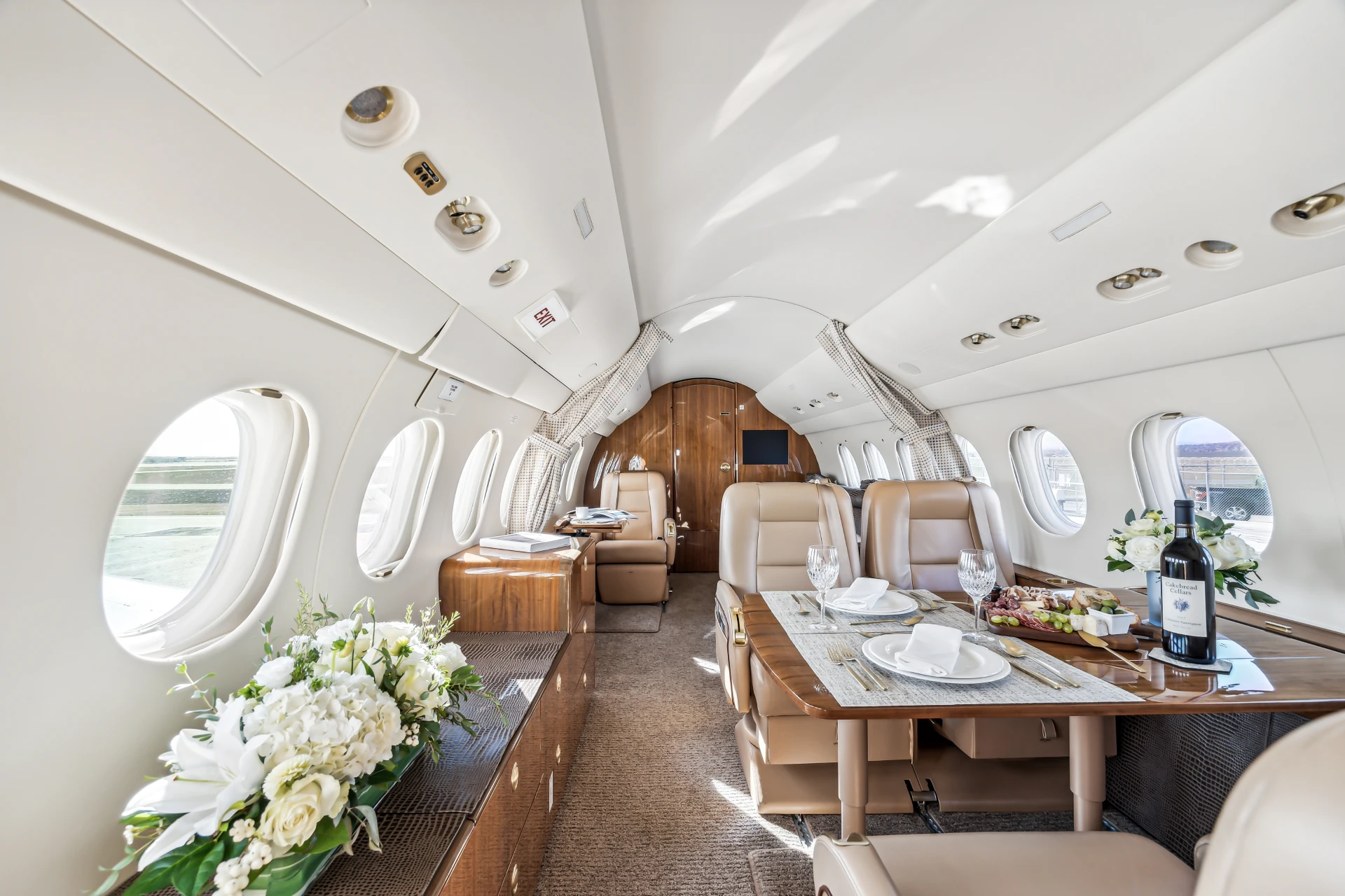 Falcon 7X, Interior.